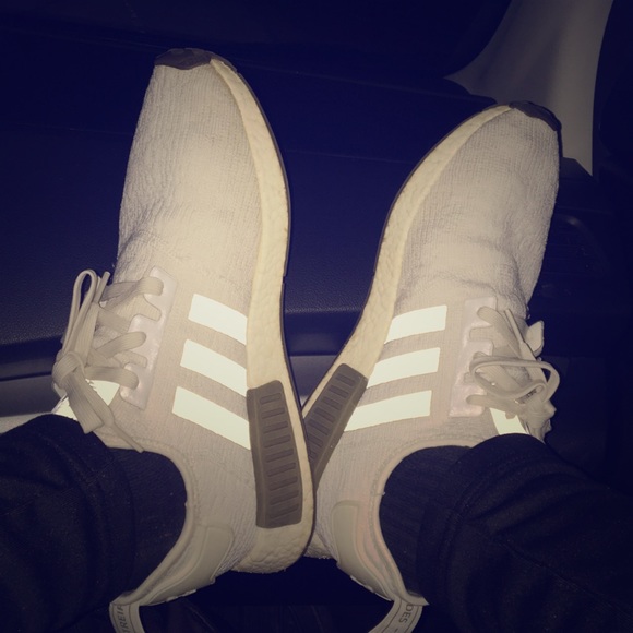 le adidas x campioni limitata gesso e olive nmd poshmark le adidas x campioni limitata gesso e olive nmd poshmark